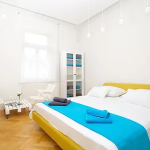 https://apartment-marmonaut.splithotels.org