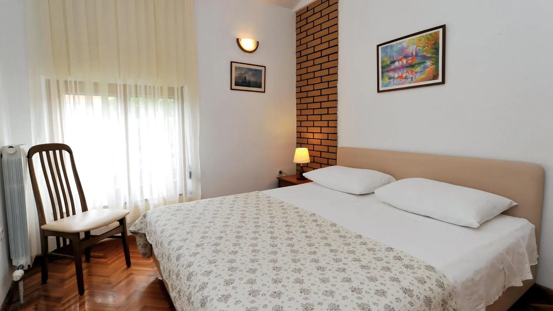 Apartments Villa Eden Preko