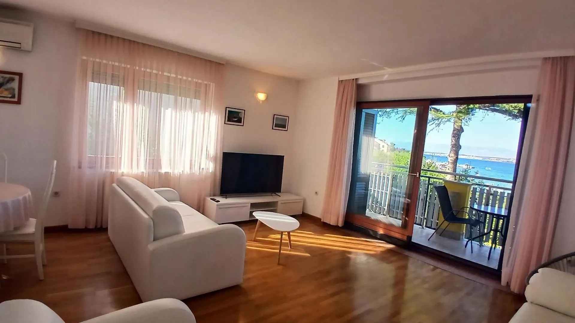 Apartments Villa Eden Preko Croatia